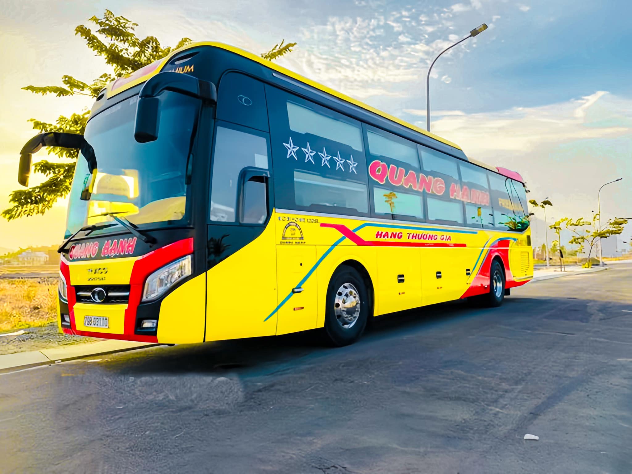 Nhà xe Quang Hạnh